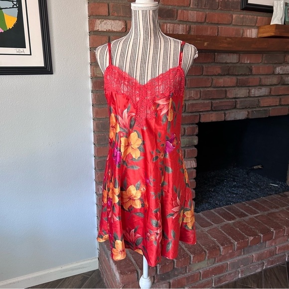 VTG Victoria’s Secret Satin Floral Slip Dress in Red/Orange Sz L - Picture 1 of 9